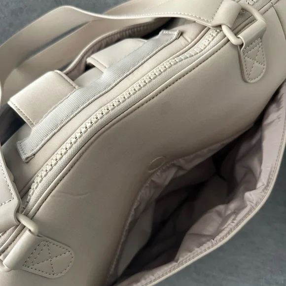 Convertible Diaper Bag in Stone - Caden Lane - Picture 4 of 11